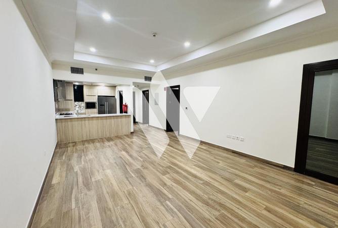 983419 - Property Image 2