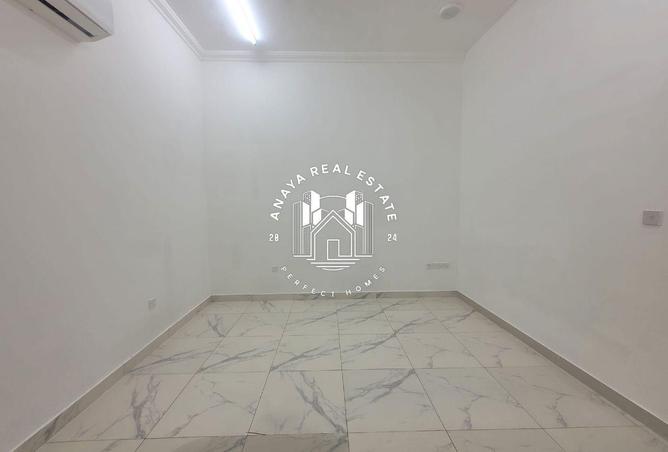 1012909 - Property Image 2