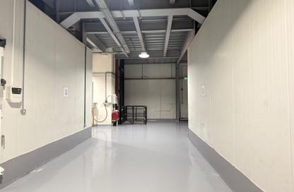 Warehouse - Studio - 7+ for rent in Birkat Al Awamer - Al Wakra
