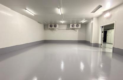 Warehouse - Studio - 7+ for rent in Birkat Al Awamer - Al Wakra