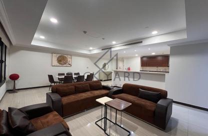 Apartment - 2 Bedrooms - 2 Bathrooms for rent in East Porto Drive - Porto Arabia - The Pearl Island - Doha
