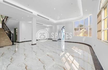 فيلا - 5 غرف نوم - 7 حمامات للايجار في فلل واست باي لاغون - وست باي لاجون - بحيرة وست لاجون - الدوحة