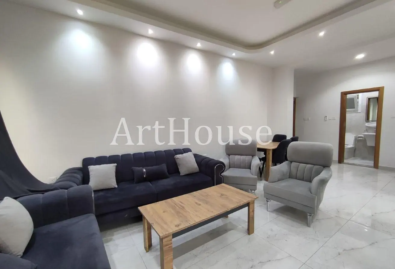 63699318 - Property Main Image