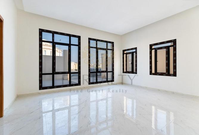 55279482 - Property Image 2