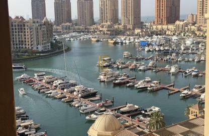 شقة - غرفة نوم - 2 حمامات للايجار في طريق بورتو الغربي - بورتو أرابيا - جزيرة اللؤلؤة - الدوحة