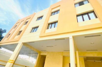 Apartment - 2 Bedrooms - 2 Bathrooms for rent in Al Aziziyah - Al Aziziyah - Doha