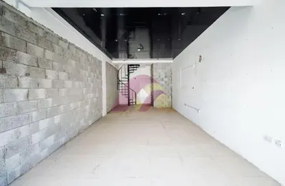 Shop - Studio - 1 Bathroom for rent in Al Kheesa - Al Kheesa - Umm Salal Mohammed