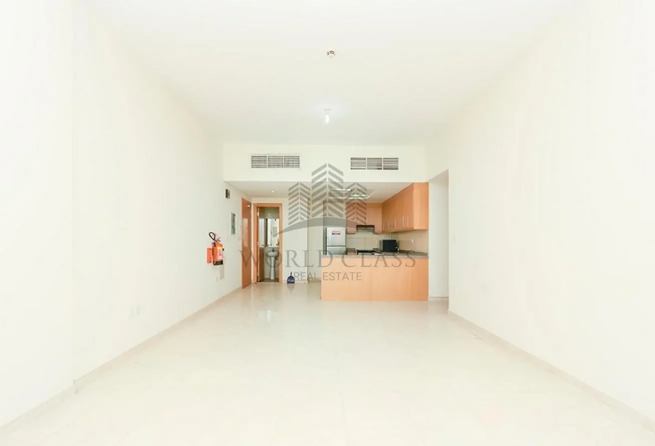 63531195 - Property Main Image