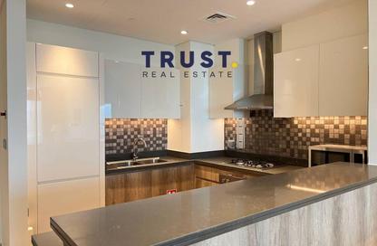 Apartment - 2 Bedrooms - 3 Bathrooms for rent in Marina Tower 21 - Marina District - Lusail