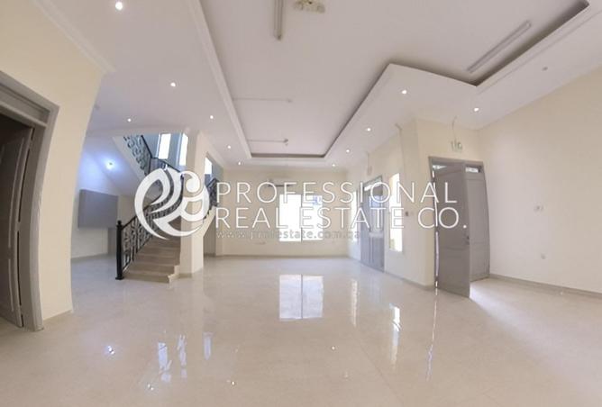 1032269 - Property Image 2