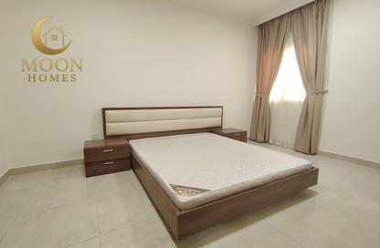 Apartment - 1 Bedroom - 2 Bathrooms for rent in Umm Ghuwailina 4 - Umm Ghuwailina - Doha