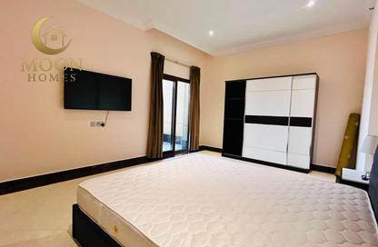 Apartment - 1 Bedroom - 2 Bathrooms for rent in Umm Ghwailina Comm - Umm Ghuwalina - Umm Ghuwailina - Doha
