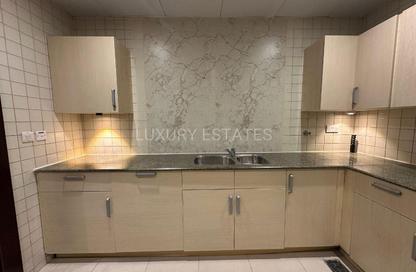 Apartment - 2 Bedrooms - 3 Bathrooms for rent in East Porto Drive - Porto Arabia - The Pearl Island - Doha Apartment - 2 Bedrooms - 3 Bathrooms for rent in East Porto Drive - Porto Arabia - The Pearl Island - Doha