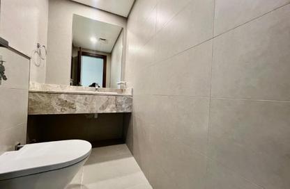Apartment - 2 Bedrooms - 3 Bathrooms for sale in Lusail Marina Heights - Marina District - Lusail