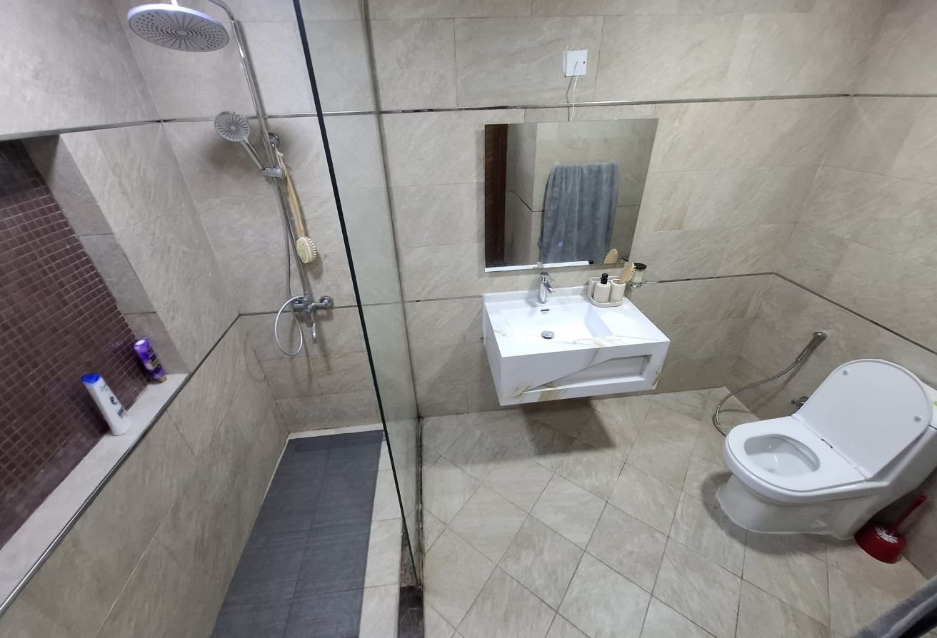 Fully Furnished 2BR | 145 SQM | Bills Included thumbnail 11