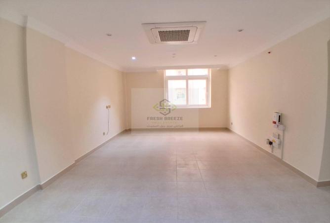 52181393 - Property Image 2