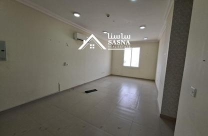 Apartment - 3 Bedrooms - 3 Bathrooms for rent in Madinat Khalifa South - Madinat Khalifa - Doha
