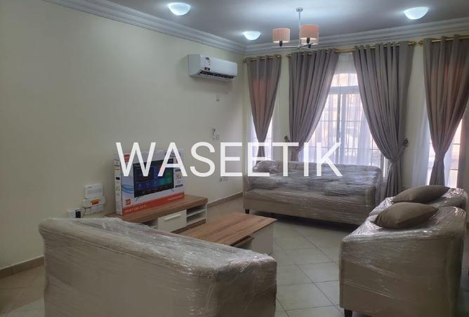 977612 - Property Image 2