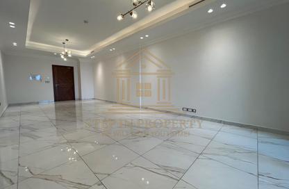 Apartment - 2 Bedrooms - 3 Bathrooms for rent in Giardino Apartments - The Pearl Island - Doha