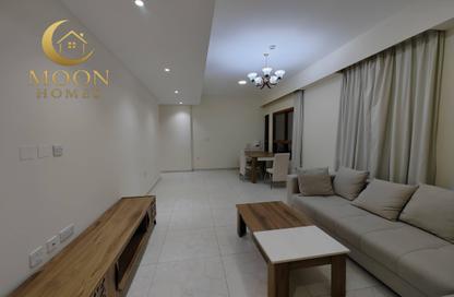Apartment - 3 Bedrooms - 3 Bathrooms for rent in Muntazah 10 - Al Muntazah - Doha