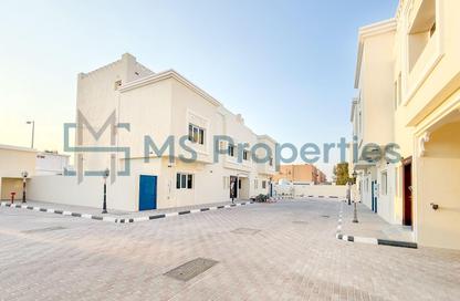 مجمع سكني - 8 غرف نوم - 8 حمامات للايجار في منطقة مويثر - الريان - الدوحة