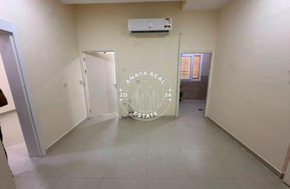 Villa - 2 Bedrooms - 1 Bathroom for rent in Madinat Khalifa Building 58 - Madinat Khalifa South - Madinat Khalifa - Doha Villa - 2 Bedrooms - 1 Bathroom for rent in Madinat Khalifa Building 58 - Madinat Khalifa South - Madinat Khalifa - Doha
