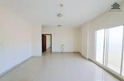 شقة - 2 غرف نوم - 2 حمامات للايجار في منتزه 10 - المنتزه - الدوحة