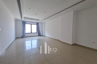 Apartment - 1 - 2 for rent in West Porto Drive - Porto Arabia - The Pearl Island - Doha
