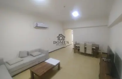 شقة - 2 غرف نوم - 2 حمامات للايجار في شارع الزبير بكار - السد - الدوحة