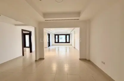 Apartment - 1 Bedroom - 2 Bathrooms for rent in West Porto Drive - Porto Arabia - The Pearl Island - Doha Apartment - 1 Bedroom - 2 Bathrooms for rent in West Porto Drive - Porto Arabia - The Pearl Island - Doha