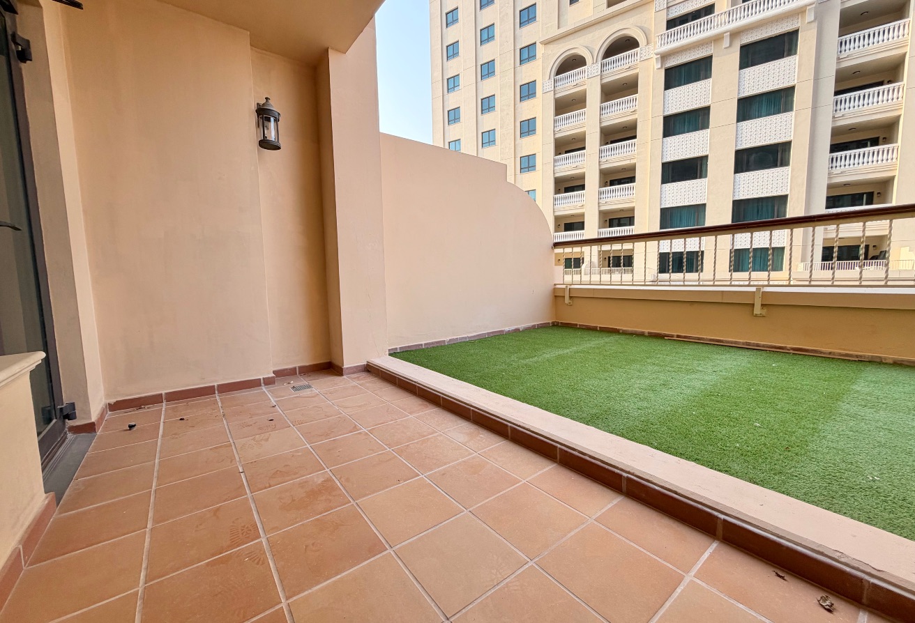 Spacious Semi-Furnished 1BHK | 110 SQM thumbnail 5