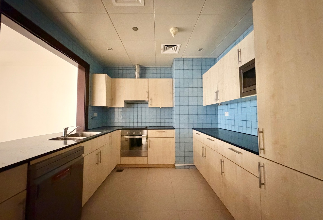 Spacious Semi-Furnished 1BHK | 110 SQM thumbnail 13