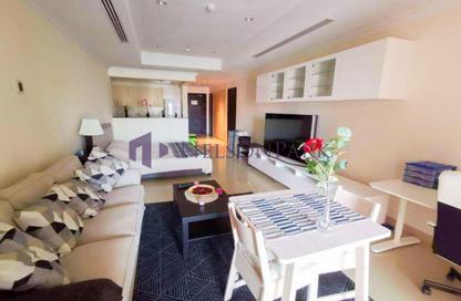 Apartment - Studio - 1 for rent in East Porto Drive - Porto Arabia - The Pearl Island - Doha