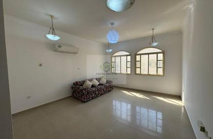 Villa - 4 Bedrooms - 3 Bathrooms for rent in Al Thumama - Al Thumama - Doha