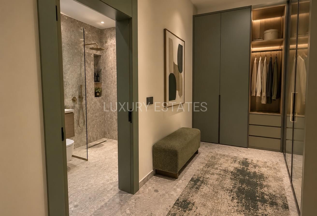 Limited 5 bedroom compound villa in 2.57M| only 2 thumbnail 4