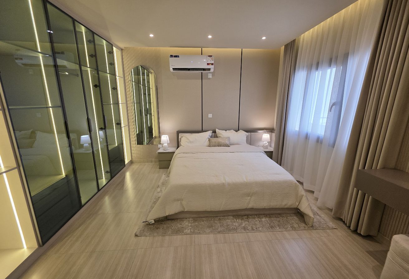 Limited 5 bedroom compound villa in 2.57M| only 2 thumbnail 11