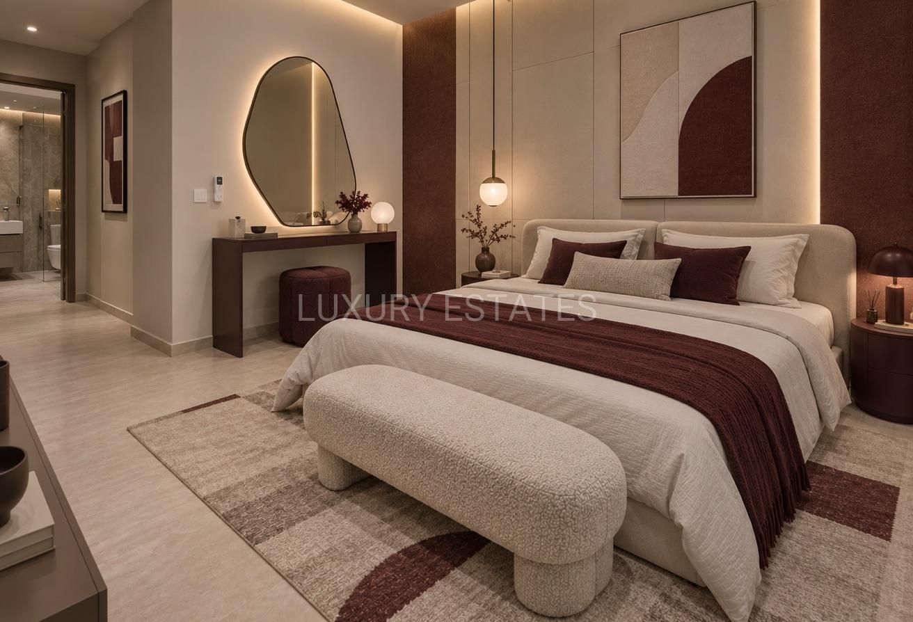 Limited 5 bedroom compound villa in 2.57M| only 2 thumbnail 3