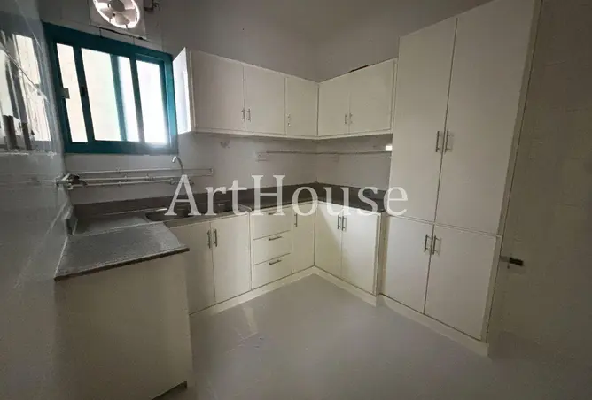 62523958 - Property Image 2