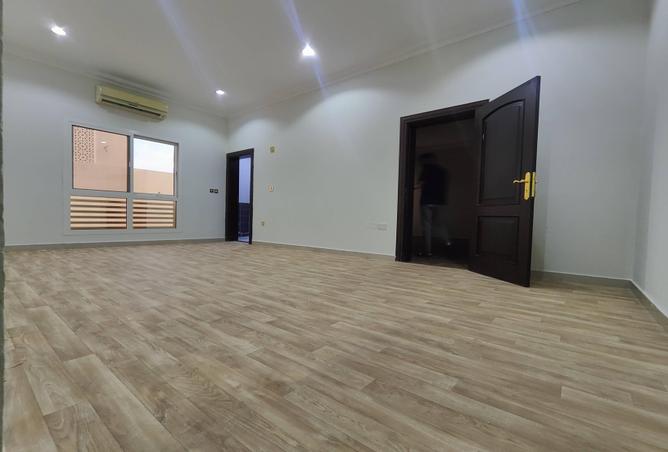 54589447 - Property Main Image