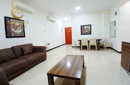 Apartment - 1 Bedroom - 1 Bathroom for rent in Umm Ghuwailina 4 - Umm Ghuwailina - Doha Apartment - 1 Bedroom - 1 Bathroom for rent in Umm Ghuwailina 4 - Umm Ghuwailina - Doha