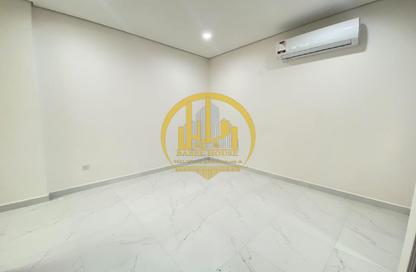 Apartment - 3 - 3 for rent in Fereej Kulaib - Doha