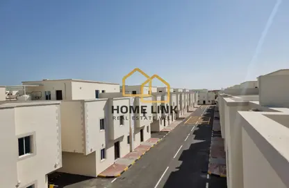 Villa - 6 Bedrooms - 6 Bathrooms for rent in Al Kheesa - Al Kheesa - Umm Salal Mohammed