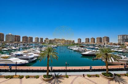 Townhouse - 2 Bedrooms - 3 Bathrooms for rent in West Porto Drive - Porto Arabia - The Pearl Island - Doha