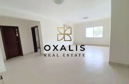 Apartment - 2 Bedrooms - 2 Bathrooms for rent in Anas Street - Fereej Bin Mahmoud North - Fereej Bin Mahmoud - Doha