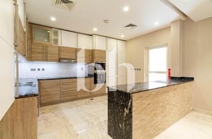Compound - 5 - 6 for rent in Al Maamoura - Doha