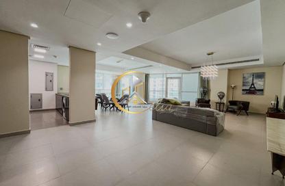 Apartment - 1 Bedroom - 2 Bathrooms for rent in Lusail Marina Heights - Marina District - Lusail