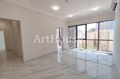 Apartment - 2 Bedrooms - 3 Bathrooms for rent in Fereej Bin Mahmoud North - Fereej Bin Mahmoud - Doha