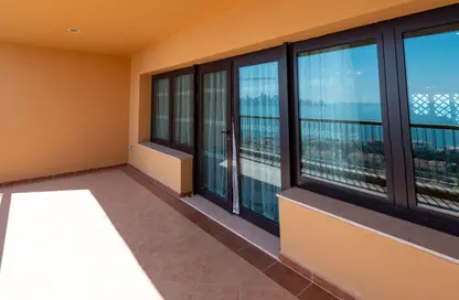 Apartment - 3 Bedrooms - 4 Bathrooms for rent in East Porto Drive - Porto Arabia - The Pearl Island - Doha
