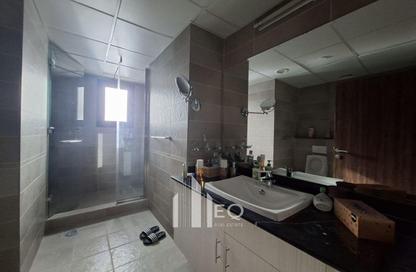 Apartment - 2 Bedrooms - 3 Bathrooms for rent in East Porto Drive - Porto Arabia - The Pearl Island - Doha