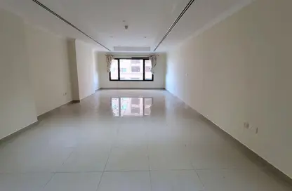 Apartment - 1 Bathroom for rent in Porto Arabia - The Pearl Island - Doha